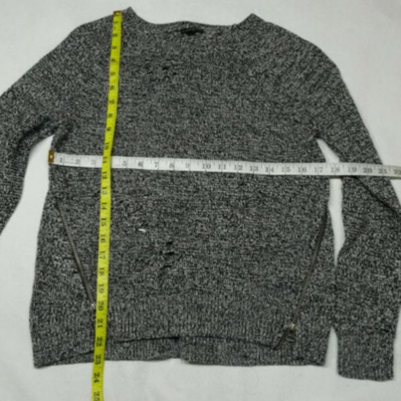 Express Size S Black White Distress Sweater Top - Picture 3 of 8